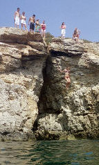 blue_lagoon_cliff.jpg